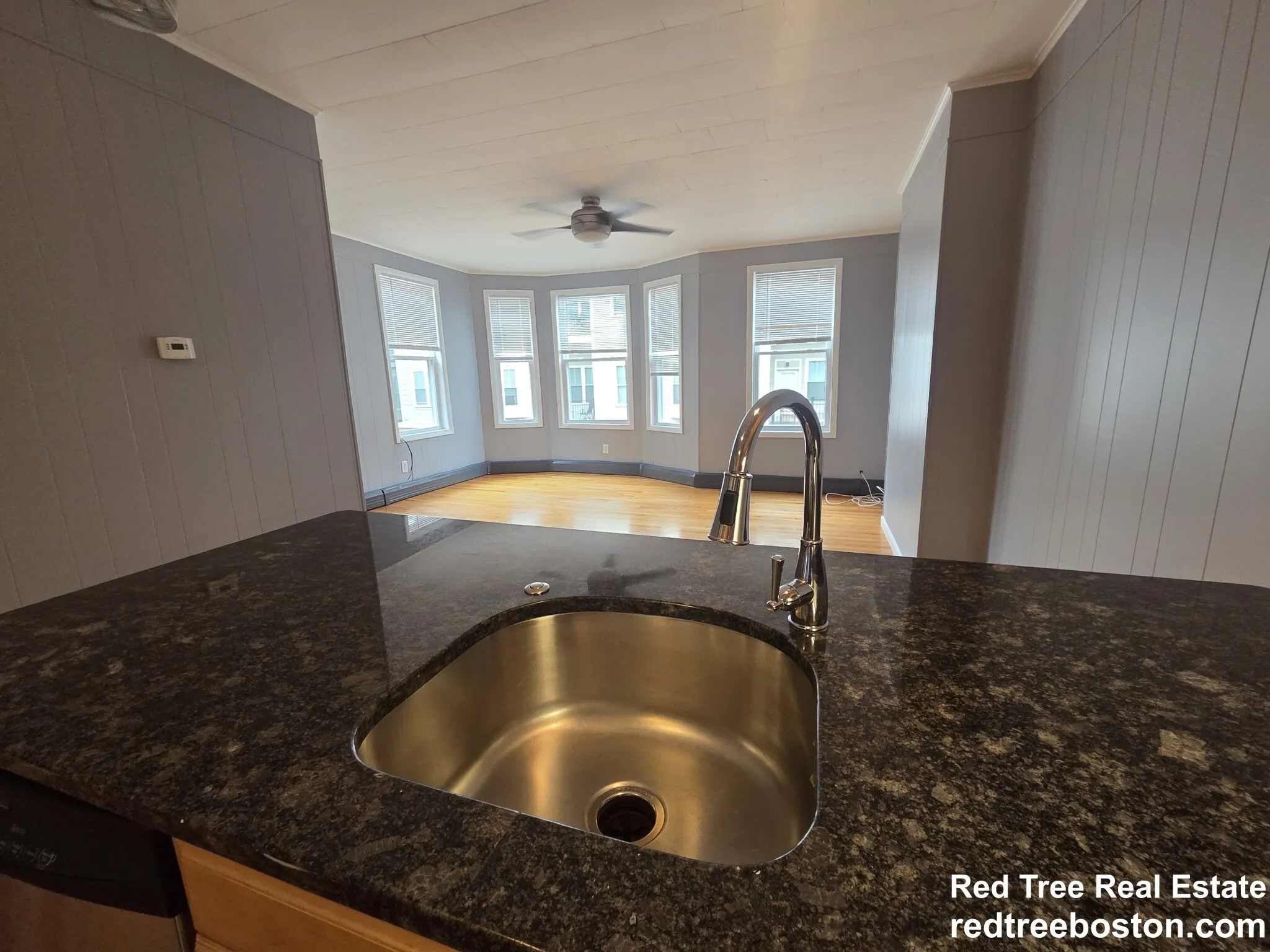 3 bed, 2.5 bath apartment for rent at 39 Orleans St Unit 2, East Boston — photo 3 of 13