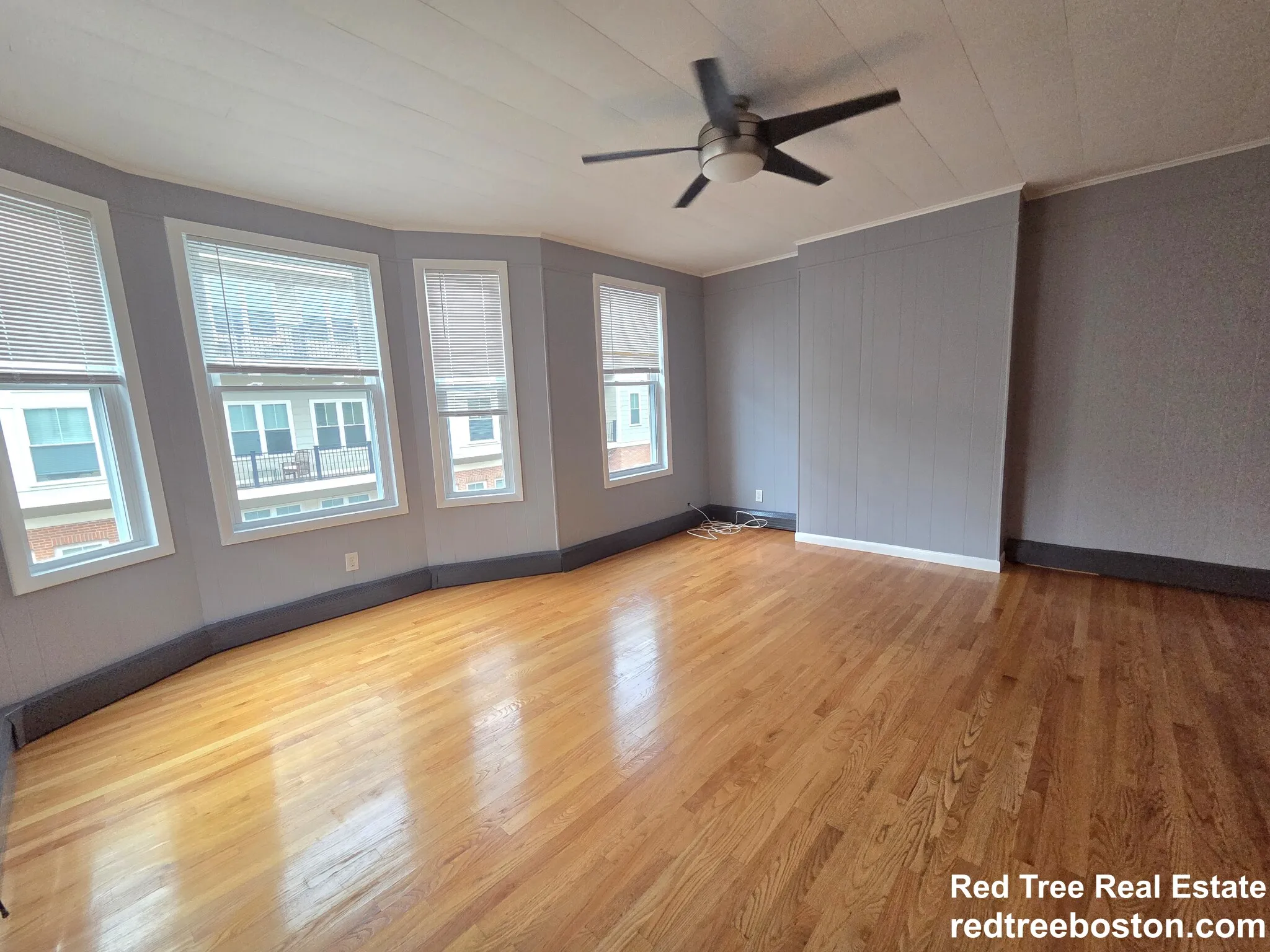3 bed, 2.5 bath apartment for rent at 39 Orleans St Unit 2, East Boston — photo 4 of 13