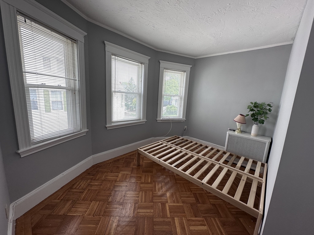 3 bed, 2 bath apartment for rent at 39 Park St Unit 2, Quincy — photo 7 of 12