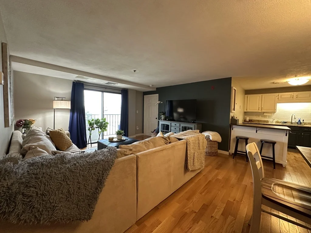 2 bed, 2 bath apartment for rent at 39 Parlin St Unit 605, Everett — photo 6 of 22