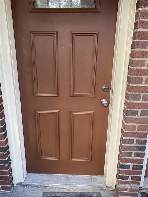 4 bed, 2 bath apartment for rent at 39 Pasadena Rd Unit 2, Dorchester — photo 1 of 29