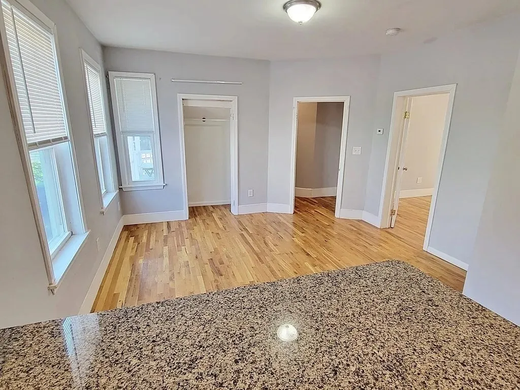 3 bed, 1 bath apartment for rent at 39 Pinckney St Unit 1, East Somerville — photo 3 of 9