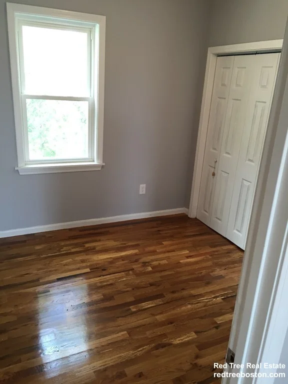 3 bed, 1 bath apartment for rent at 39 Pinckney St Unit 3, East Somerville — photo 11 of 12
