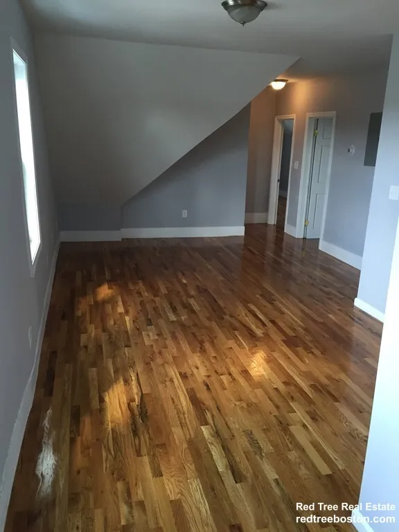 3 bed, 1 bath apartment for rent at 39 Pinckney St Unit 3, East Somerville — photo 8 of 12