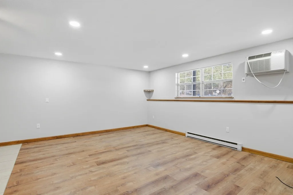 2 bed, 1 bath apartment for rent at 39 Pleasant St Unit 7, Northborough — photo 9 of 22