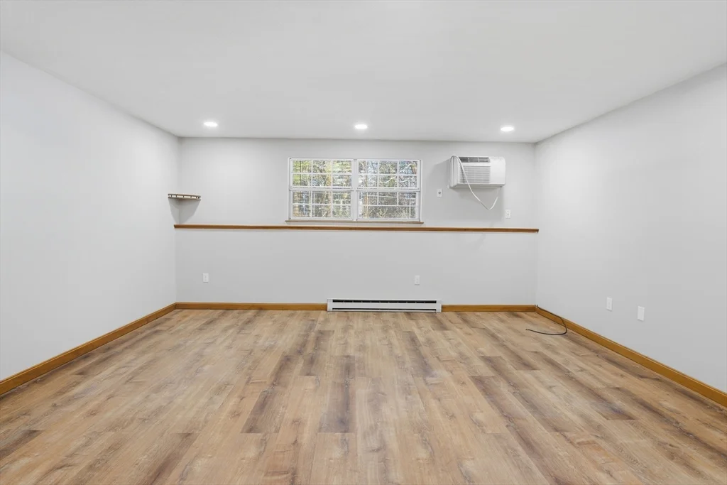 2 bed, 1 bath apartment for rent at 39 Pleasant St Unit 7, Northborough — photo 7 of 22