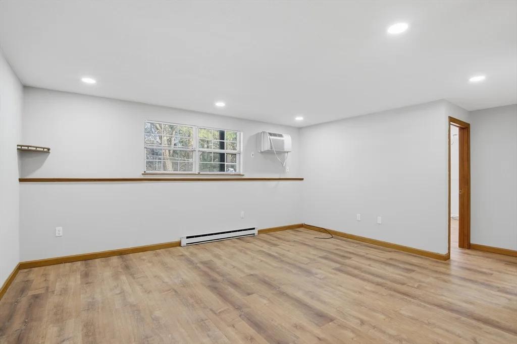 2 bed, 1 bath apartment for rent at 39 Pleasant St Unit 7, Northborough — photo 8 of 22