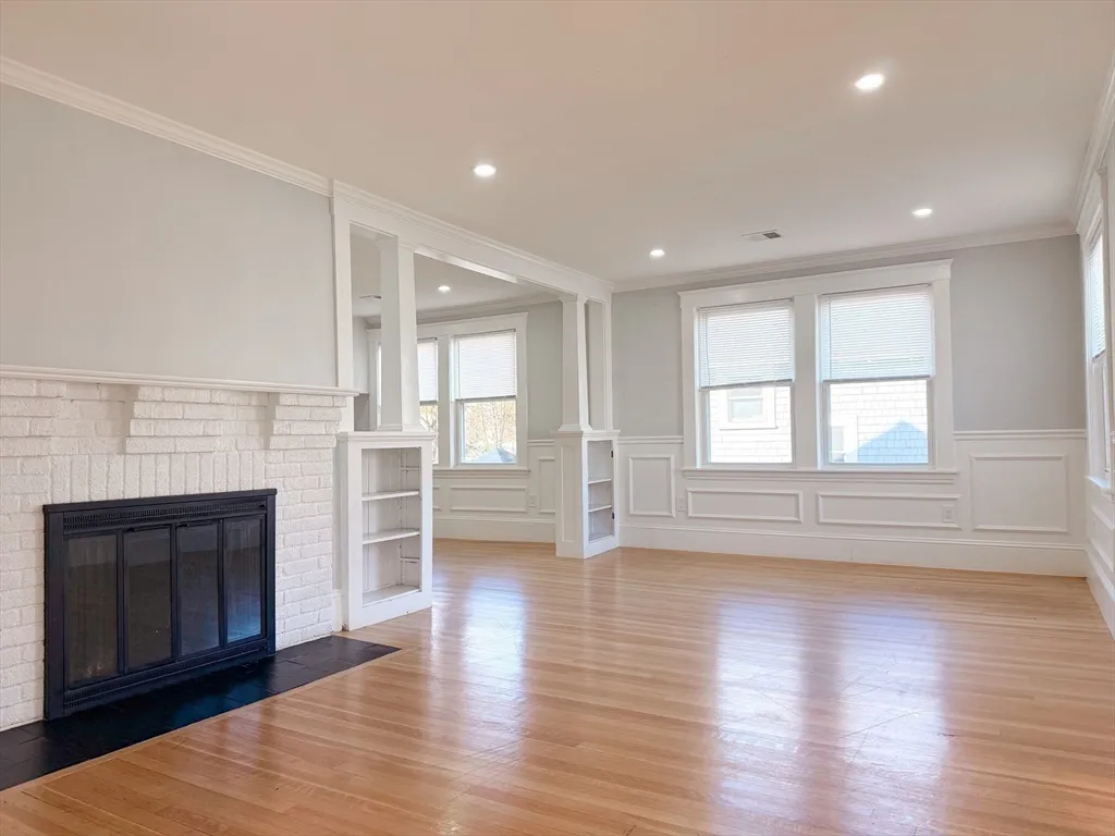3 bed, 1 bath apartment for rent at 39 Pond St Unit 2, Framingham — photo 7 of 18