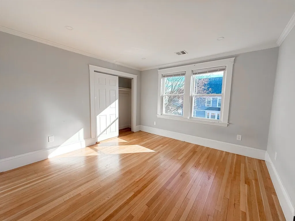 3 bed, 1 bath apartment for rent at 39 Pond St Unit 2, Framingham — photo 13 of 18