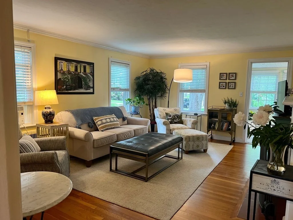 3 bed, 1 bath apartment for rent at 39 Powers St, Needham — photo 2 of 15
