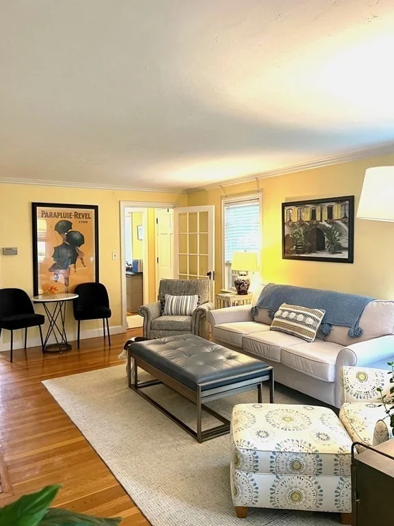 3 bed, 1 bath apartment for rent at 39 Powers St, Needham — photo 3 of 15