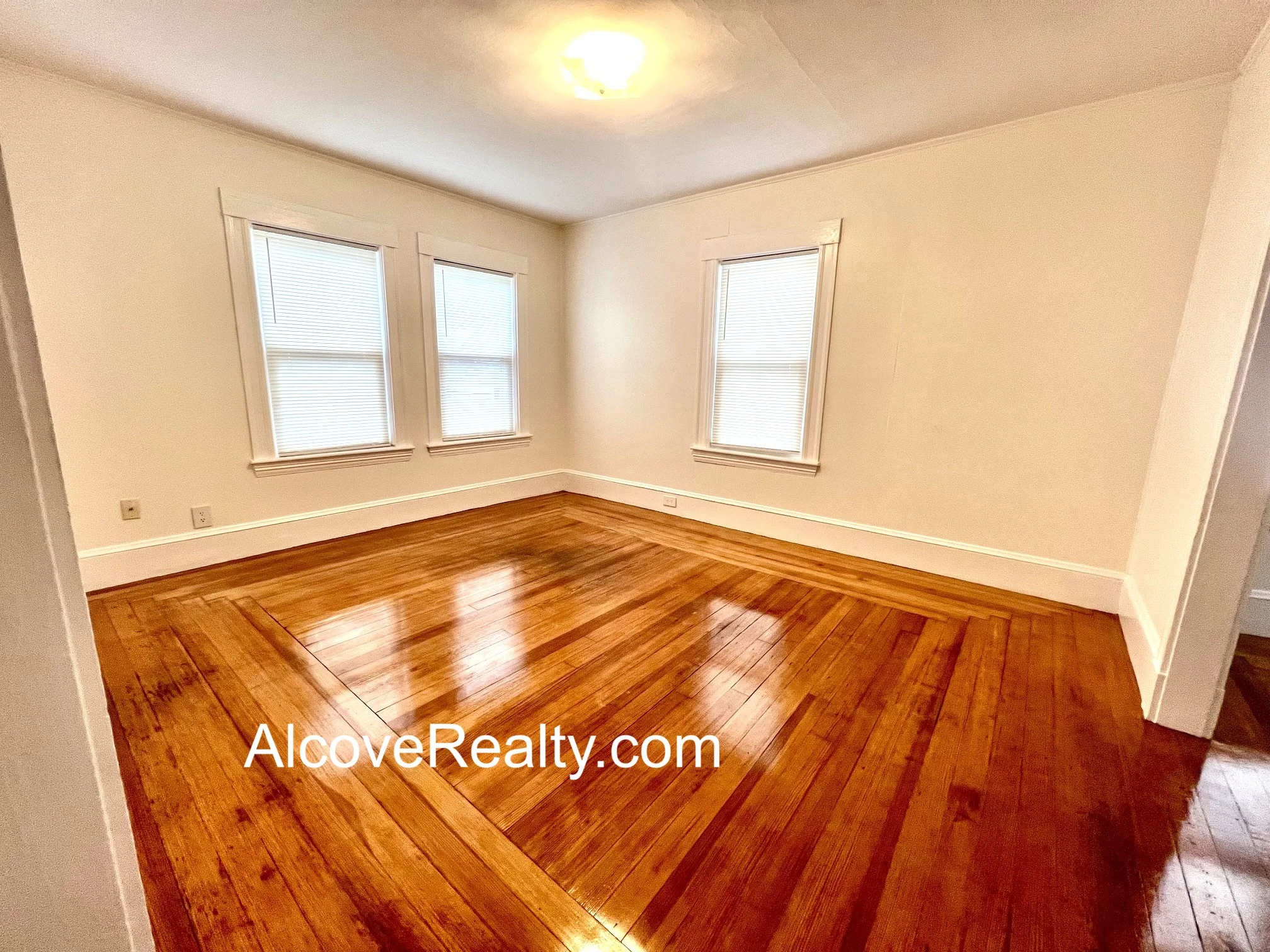 2 bed, 1 bath apartment for rent at 39 Raymond Ave Unit 1, West Somerville — photo 6 of 12