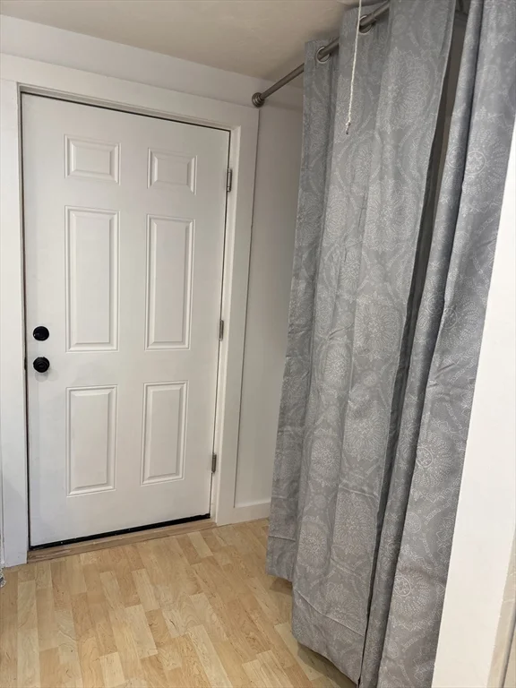 1 bed, 1 bath apartment for rent at 39 Raymond Unit R, Franklin — photo 13 of 17