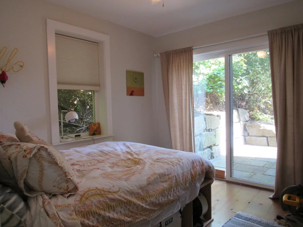 2 bed, 2 bath apartment for rent at 39 River Rd Unit -, Little Neck — photo 9 of 20