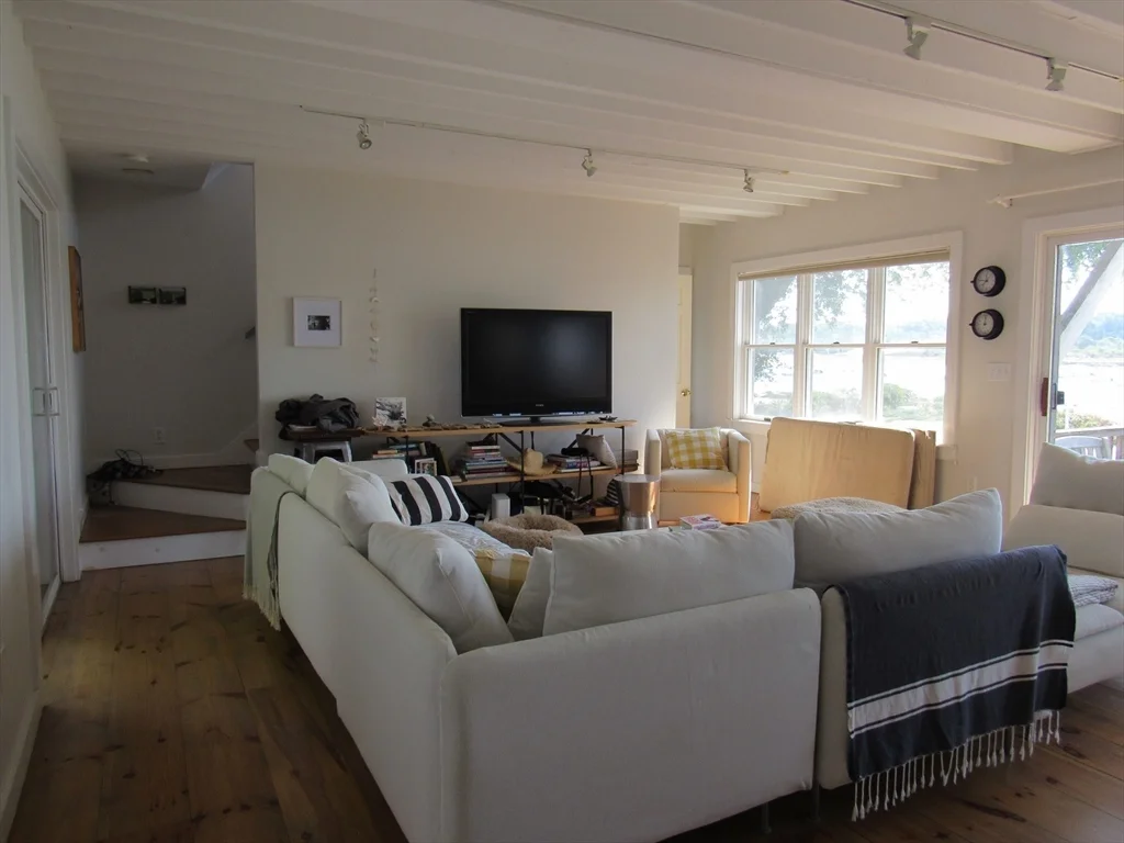 2 bed, 2 bath apartment for rent at 39 River Rd Unit -, Little Neck — photo 7 of 20
