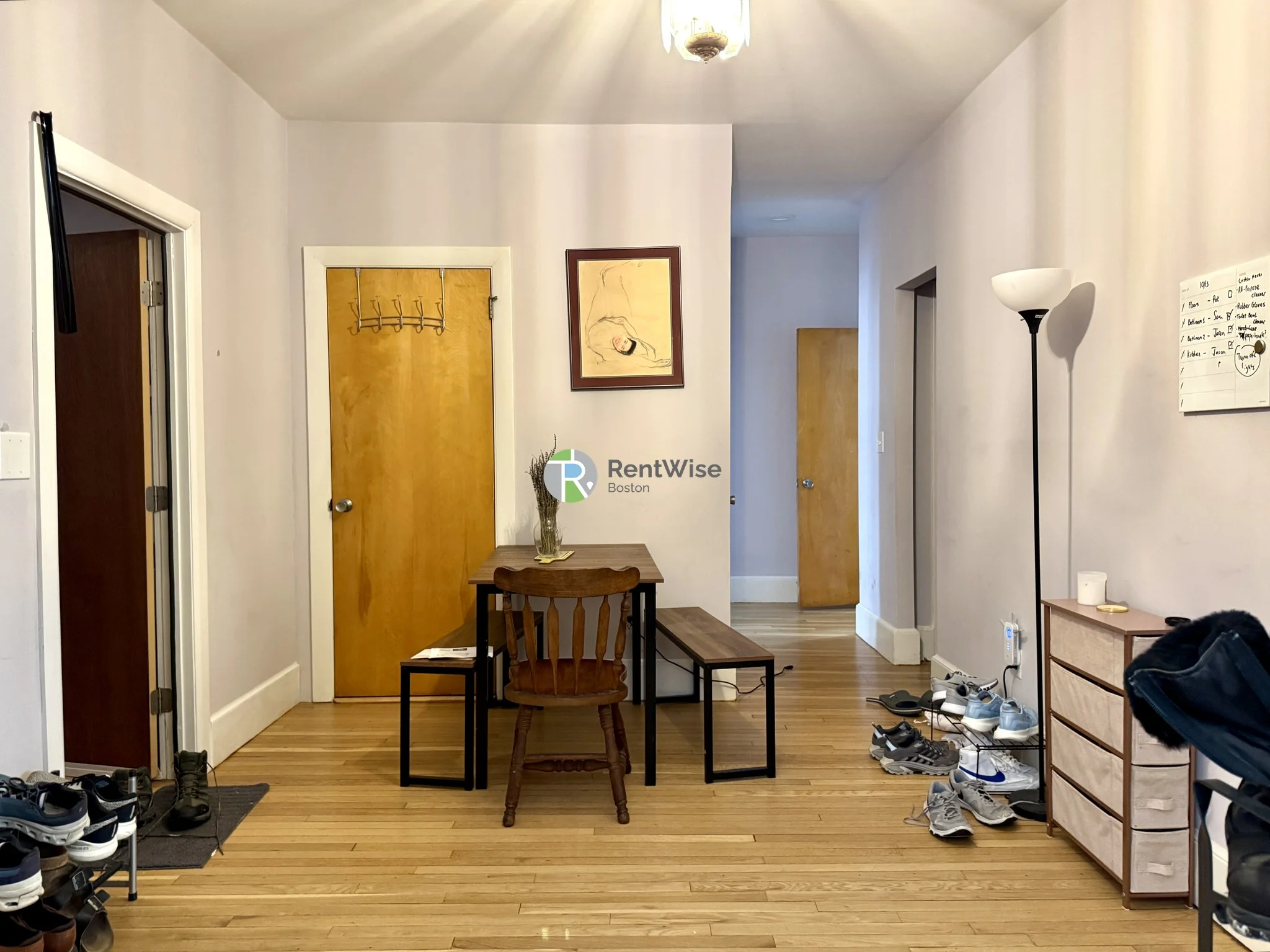 4 bed, 2 bath apartment for rent at 39 Saint Paul St Unit 2, Coolidge Corner — photo 5 of 22