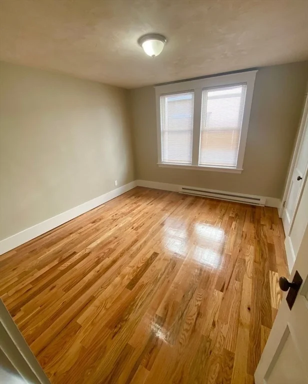 3 bed, 1 bath apartment for rent at 39 Salem St Unit 1, Salem — photo 6 of 6