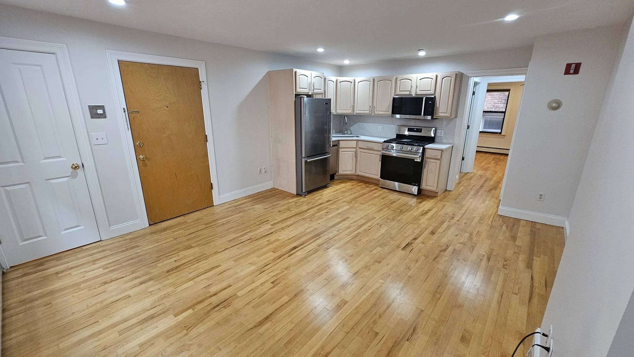 1 bed, 1 bath apartment for rent at 39 Salutation Unit 33, North End