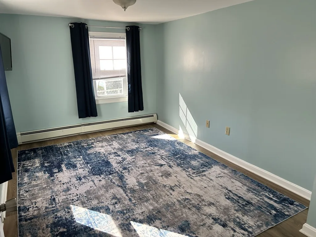 1 bed, 1 bath apartment for rent at 39 School St Unit 1, Milford — photo 4 of 10