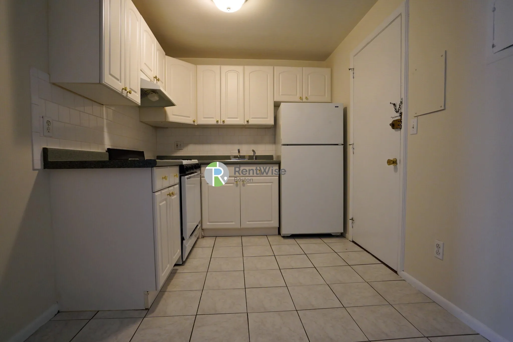 1 bed, 1 bath apartment for rent at 39 Shepard St Unit 10, Brighton — photo 6 of 19