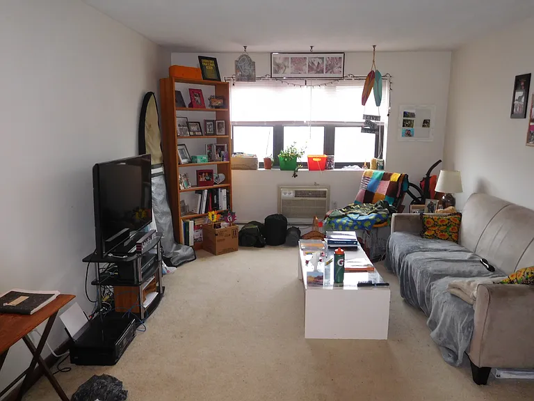 1 bed, 1 bath apartment for rent at 39 Shepard St Unit 22, Brighton