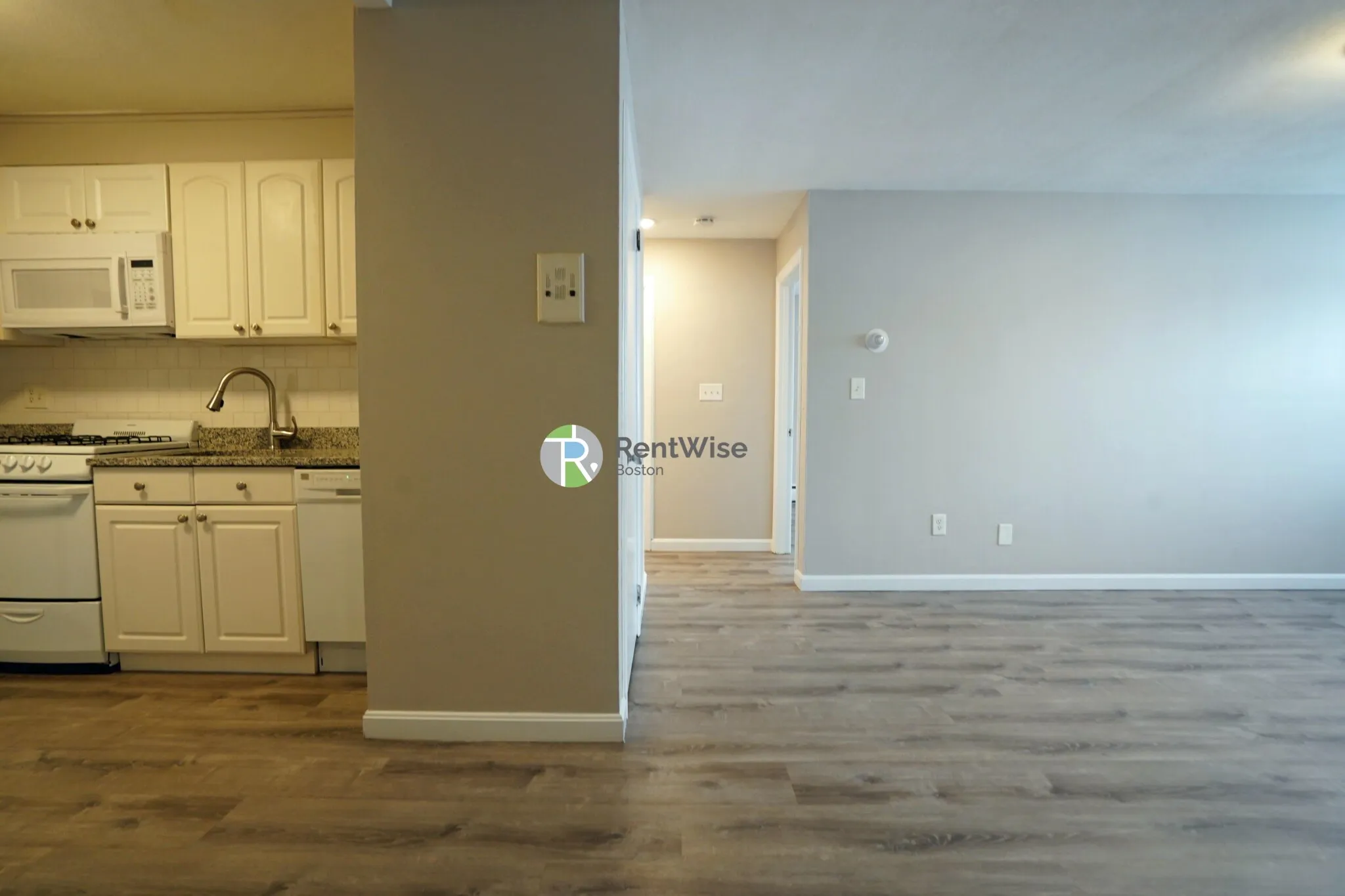 2 bed, 1 bath apartment for rent at 39 Shepard St Unit 39-14, Brighton — photo 4 of 18