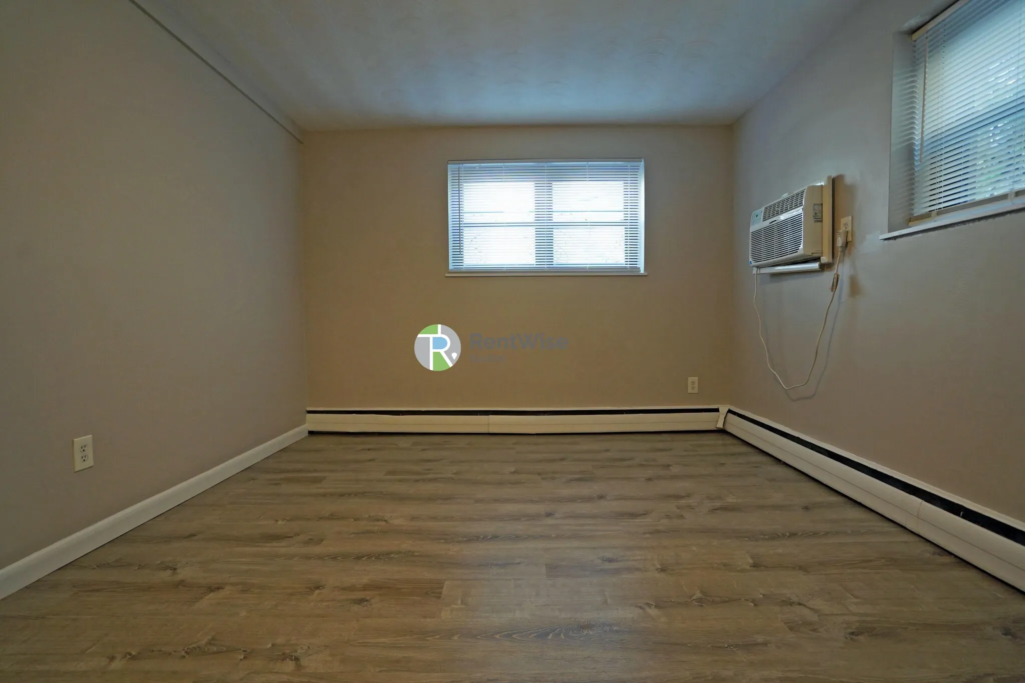 2 bed, 1 bath apartment for rent at 39 Shepard St Unit 6, Brighton — photo 9 of 17