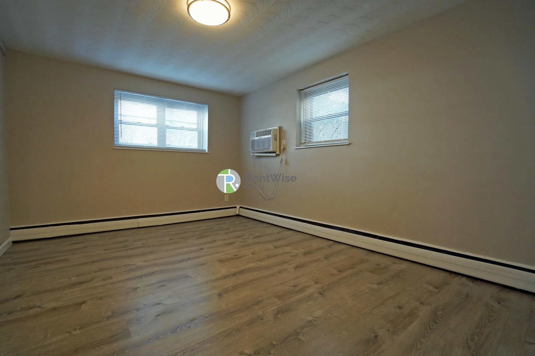 2 bed, 1 bath apartment for rent at 39 Shepard St Unit 6, Brighton — photo 8 of 17