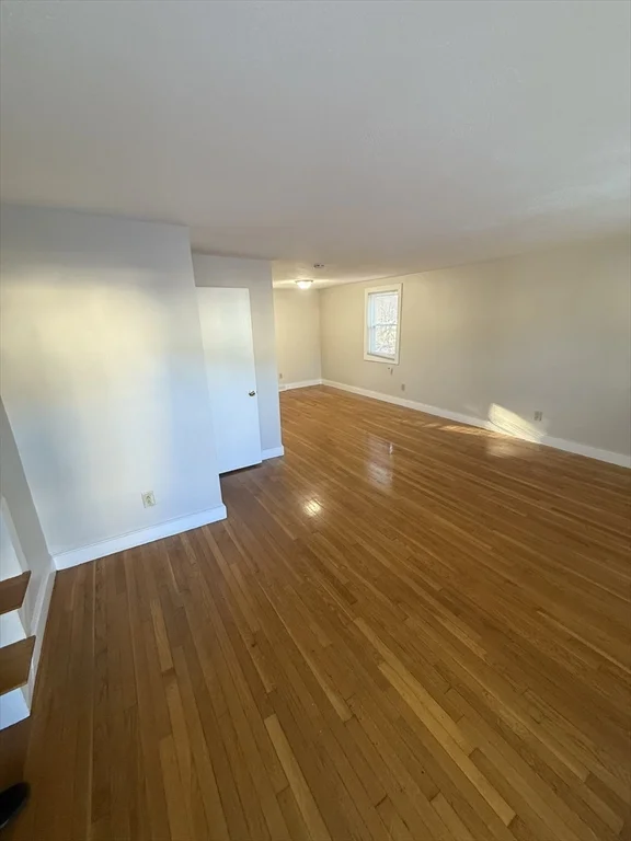 3 bed, 1 bath apartment for rent at 39 Silvia Ct Unit 39, Hyde Park — photo 11 of 20