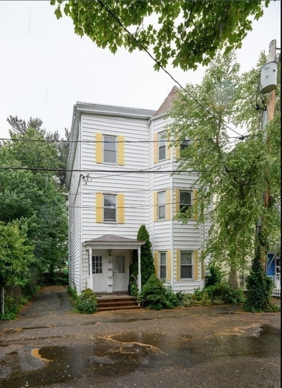 2 bed, 1 bath apartment for rent at 39 Skehan Unit 3, Ward Two — photo 8 of 8