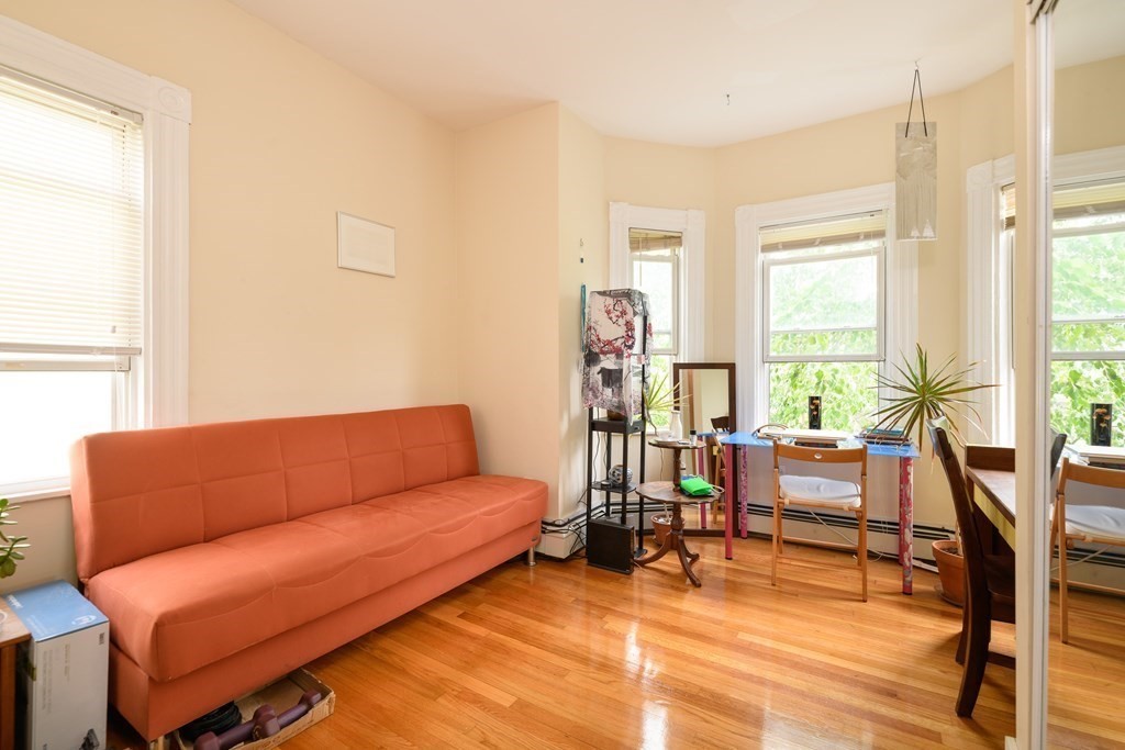 2 bed, 1 bath apartment for rent at 39 Skehan Unit 3, Ward Two — photo 1 of 8