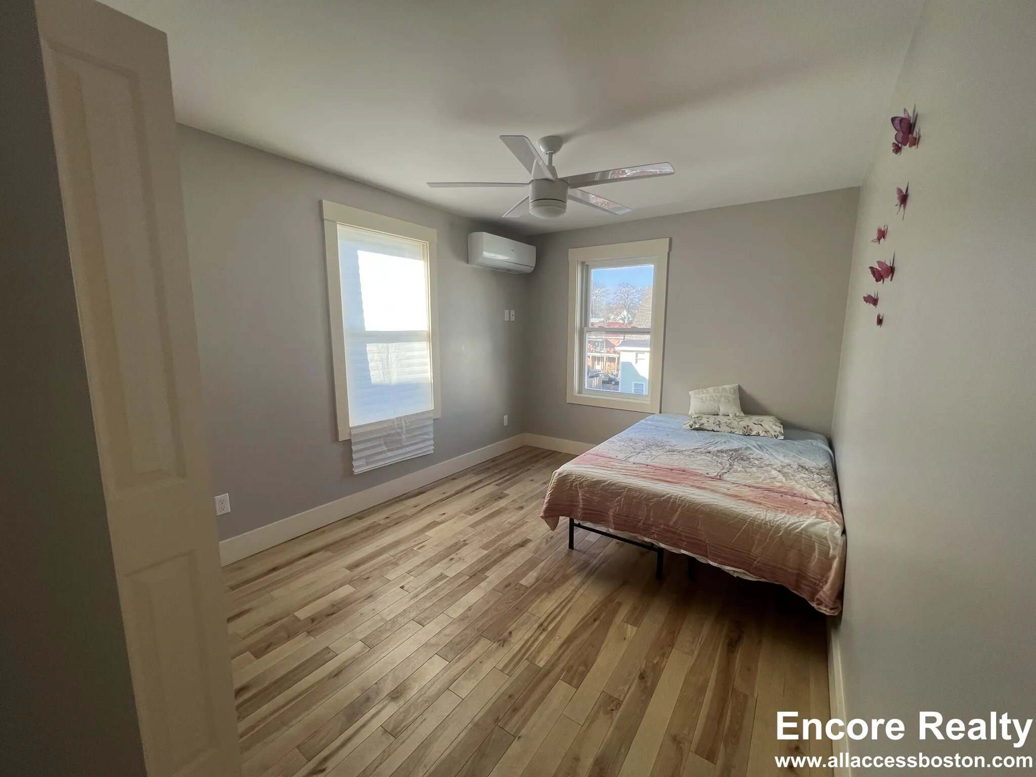 4 bed, 2.5 bath apartment for rent at 39 Snow St Unit 1, Brighton — photo 16 of 26