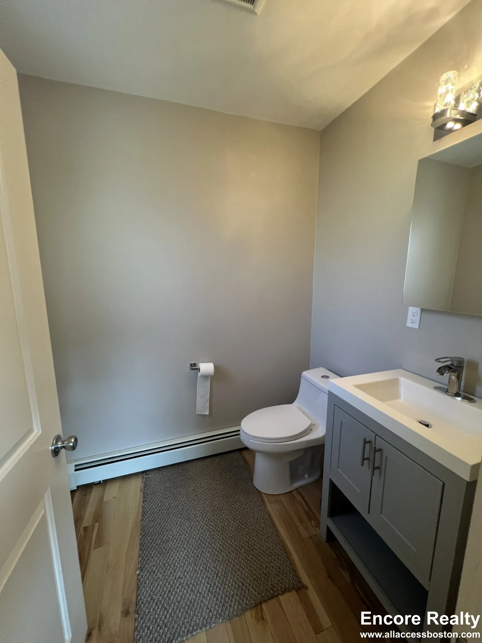 4 bed, 2.5 bath apartment for rent at 39 Snow St Unit 1, Brighton — photo 8 of 26