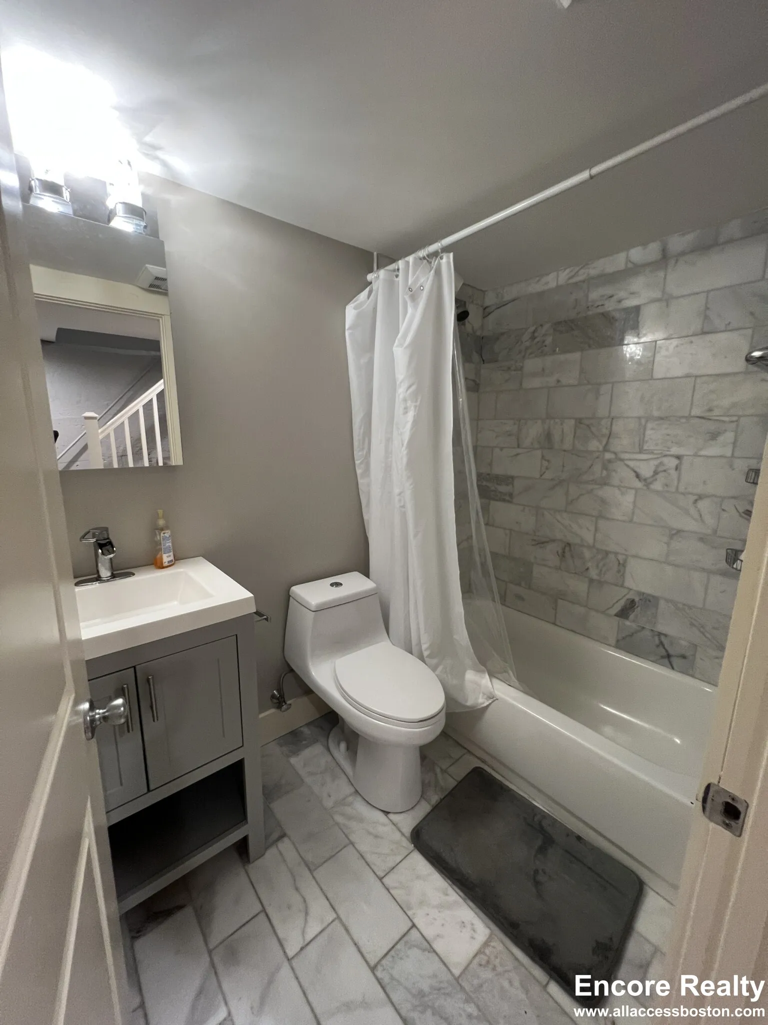 4 bed, 2.5 bath apartment for rent at 39 Snow St Unit 1, Brighton — photo 23 of 26