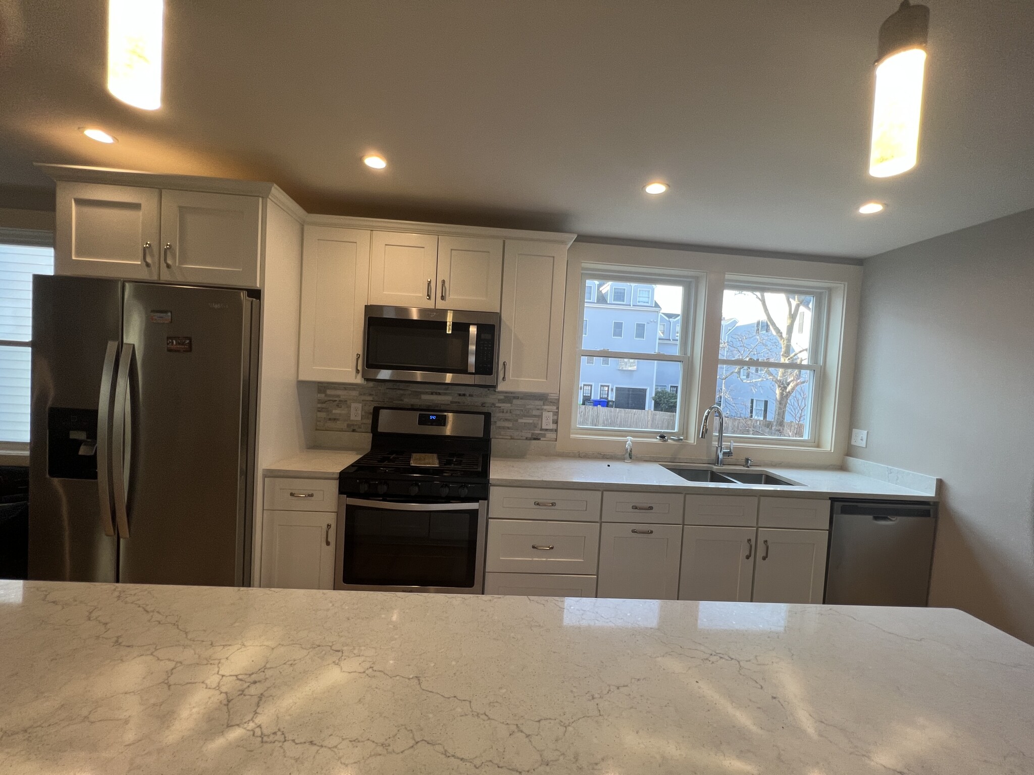 4 bed, 2.5 bath apartment for rent at 39 Snow St Unit 3, Brighton — photo 3 of 35