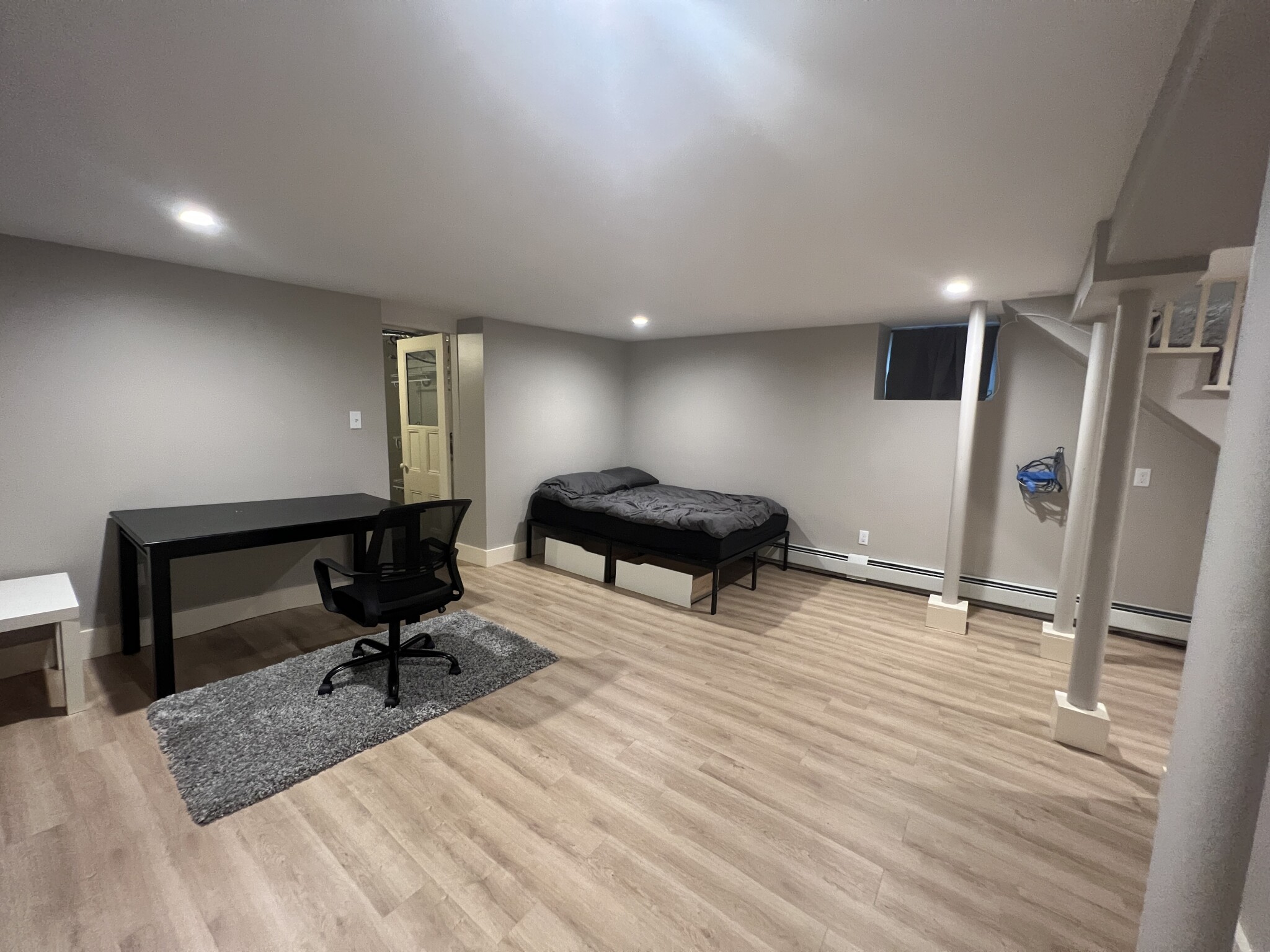 4 bed, 2.5 bath apartment for rent at 39 Snow St Unit 3R, Brighton — photo 23 of 35