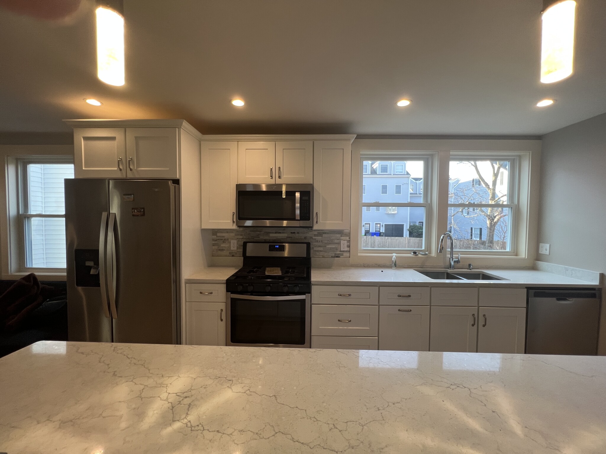 4 bed, 2.5 bath apartment for rent at 39 Snow St Unit 3R, Brighton — photo 2 of 35
