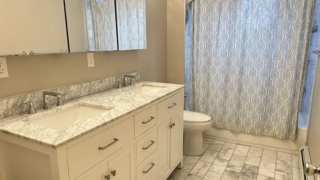 3 bed, 2.5 bath apartment for rent at 39 Snow St Unit Single, Brighton — photo 13 of 28