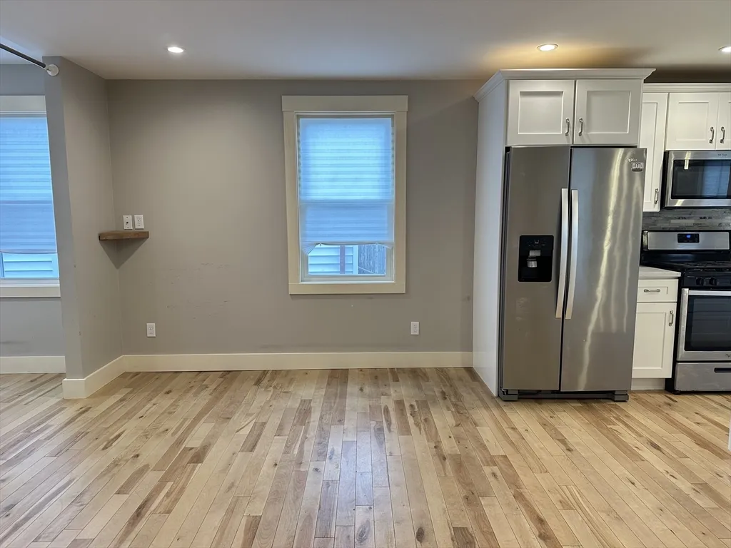 3 bed, 2.5 bath apartment for rent at 39 Snow St Unit Single, Brighton — photo 6 of 28
