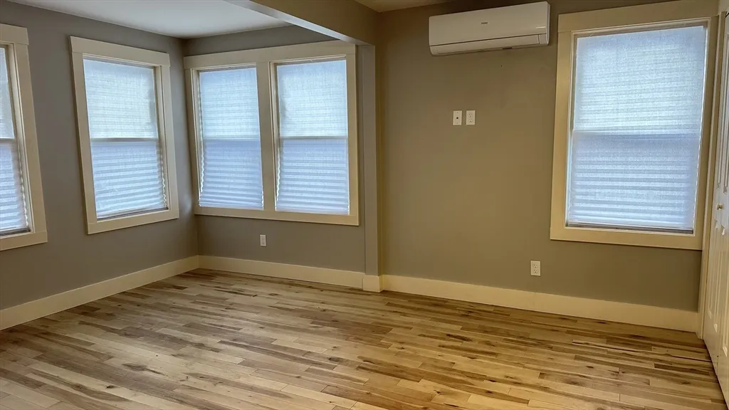 3 bed, 2.5 bath apartment for rent at 39 Snow St Unit Single, Brighton — photo 22 of 28
