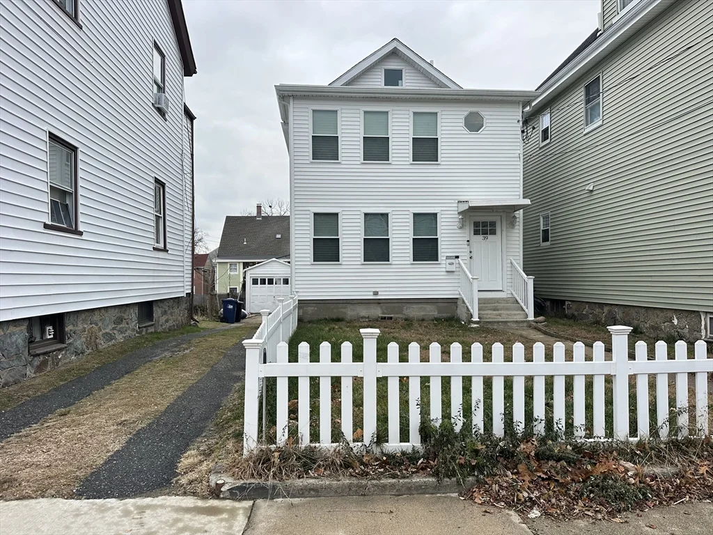 3 bed, 2.5 bath apartment for rent at 39 Snow St Unit Single, Brighton — photo 28 of 28
