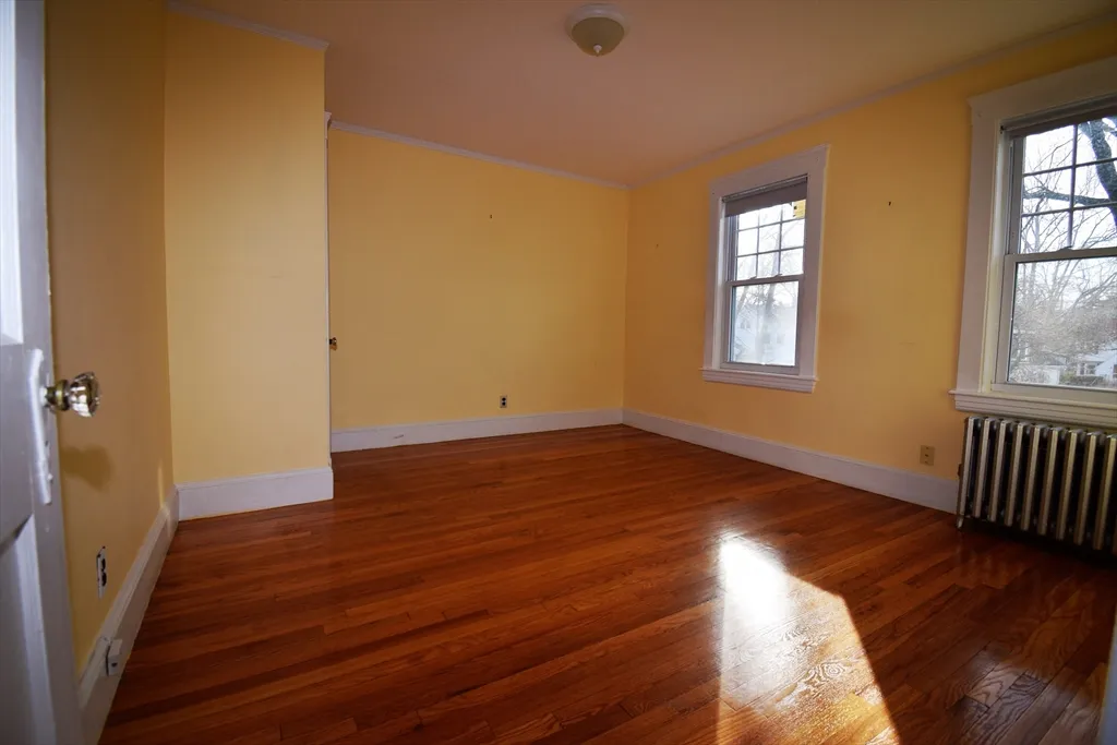 2 bed, 1 bath apartment for rent at 39 South Normandy Ave Unit 1, Cambridge Highlands — photo 12 of 19