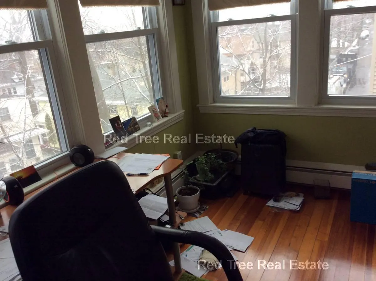 2.5 bed, 1 bath apartment for rent at 39 South St Unit 4, Brighton — photo 32 of 41