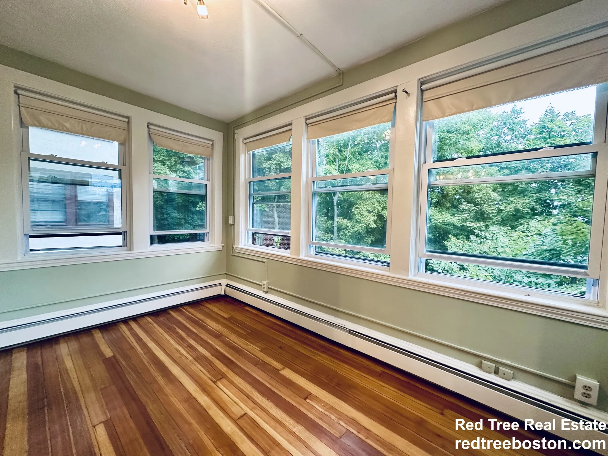 2.5 bed, 1 bath apartment for rent at 39 South St Unit 4, Brighton — photo 8 of 41