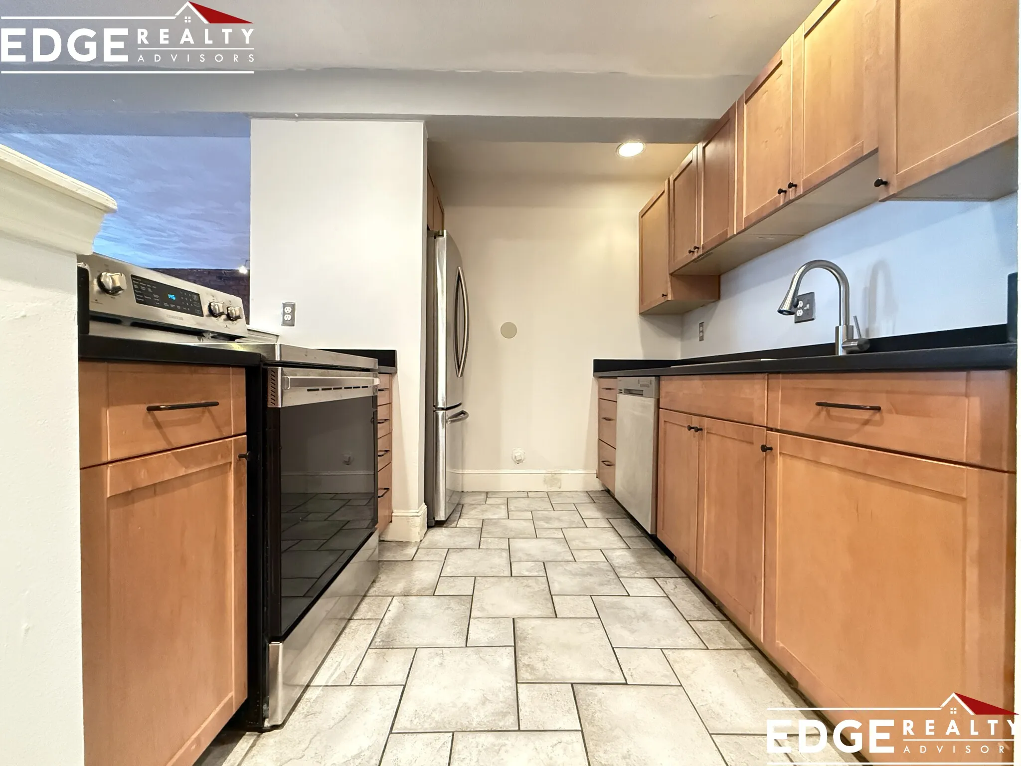 2 bed, 1 bath apartment for rent at 39 South St Unit B, Brighton