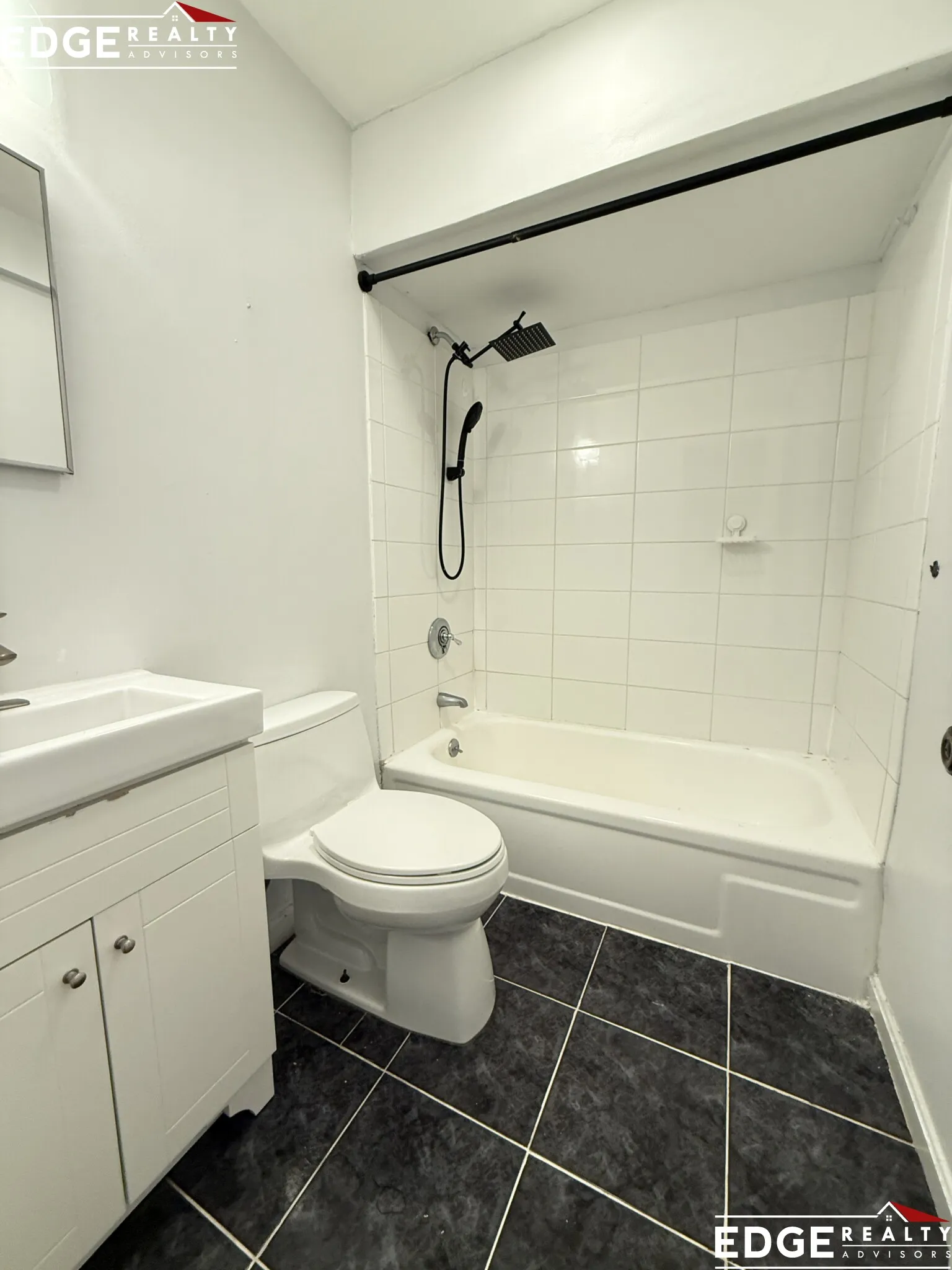 2 bed, 1 bath apartment for rent at 39 South St Unit B, Brighton — photo 5 of 7