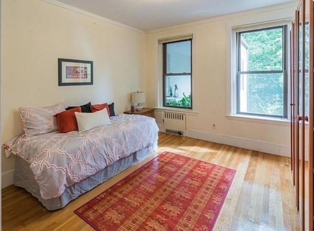 3 bed, 2 bath apartment for rent at 39 St Paul St Unit 3, Brookline — photo 13 of 18
