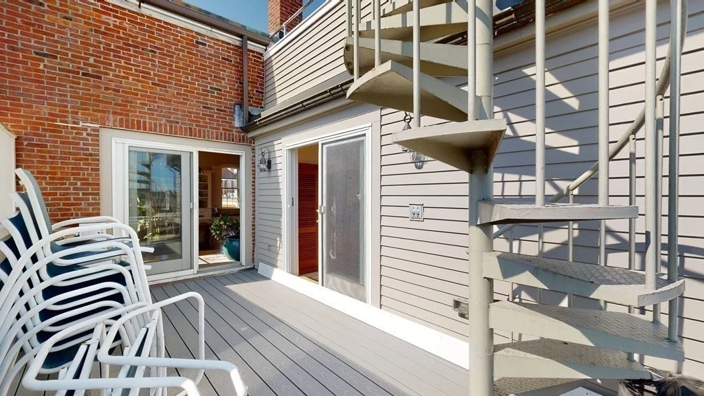 2 bed, 2 bath apartment for rent at 39 State St Unit 4, Newburyport — photo 36 of 41