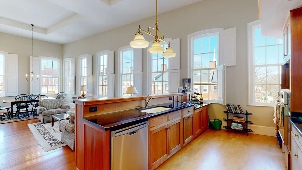 2 bed, 2 bath apartment for rent at 39 State St Unit 4, Newburyport — photo 8 of 41