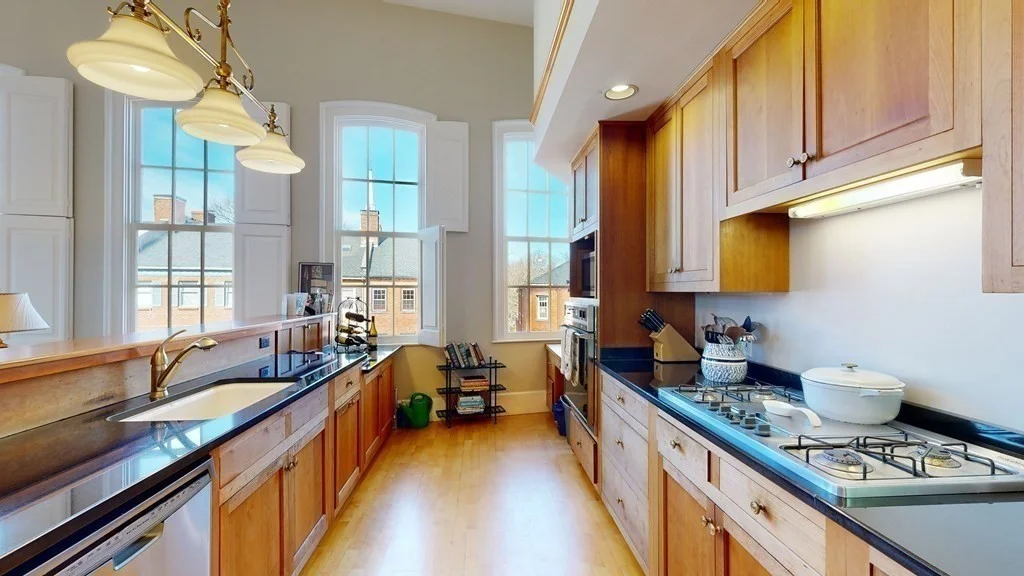 2 bed, 2 bath apartment for rent at 39 State St Unit 4, Newburyport — photo 7 of 41